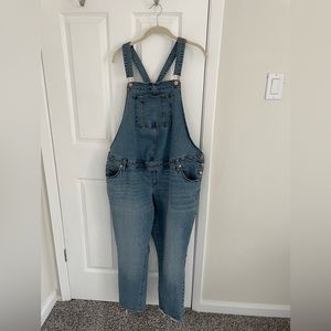 Maternity jean overalls